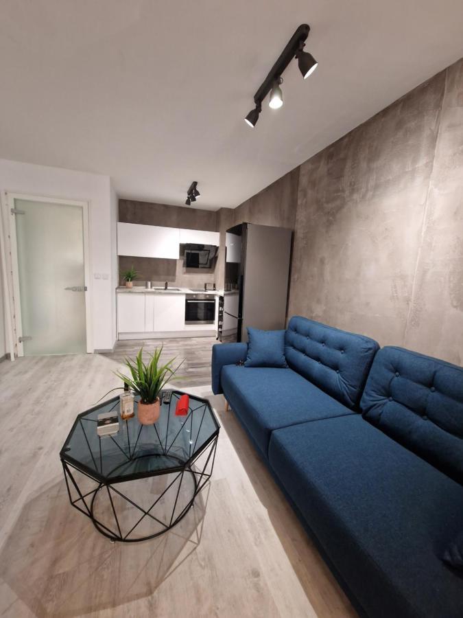 Marsselis Luxe Port Apartment Varna Exterior photo